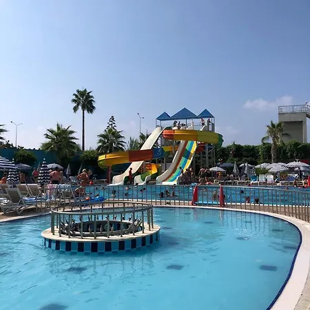 Albahir Deluxe Hotel